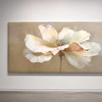 Witte Klaproos in Close-up, Bloemen & Stilleven schilderij aan de muur in interieur